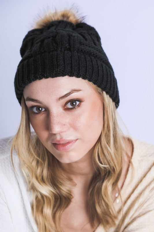 POM KNITTED BEANIES