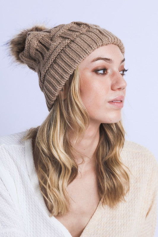 POM KNITTED BEANIES