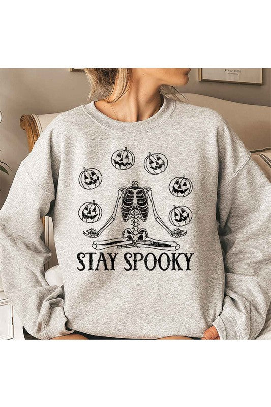 SPOOKY HALLOWEEN GRAPHIC PLUS SIZE SWEATSHIRT